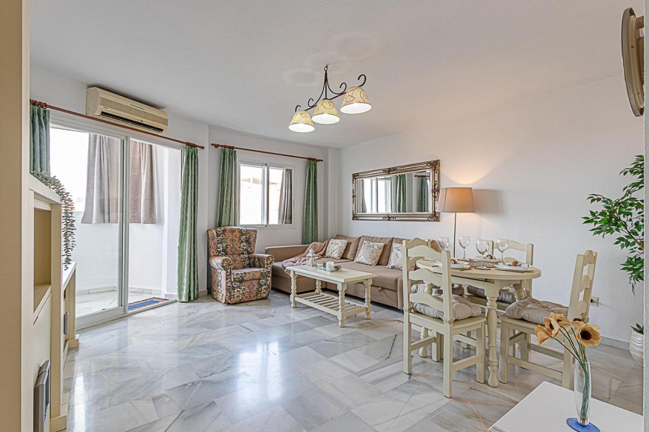 797 Holiday Rentals - Amplio Piso Para 4 En El Centro De Arroyo De La Miel Benalmádena Kültér fotó