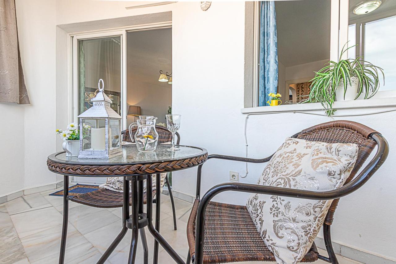 797 Holiday Rentals - Amplio Piso Para 4 En El Centro De Arroyo De La Miel Benalmádena Kültér fotó
